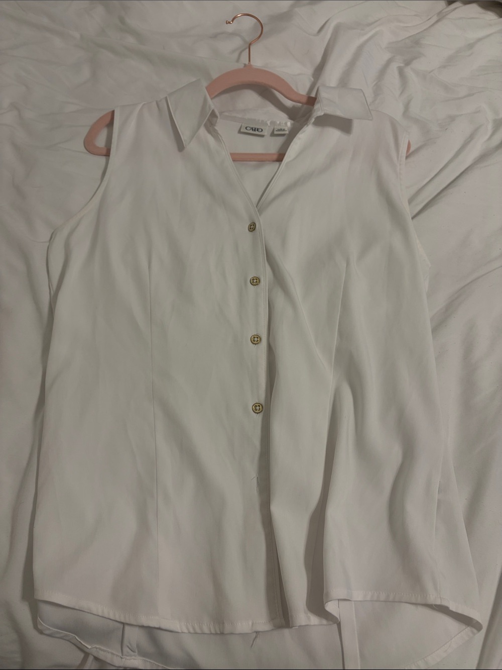 Cato White Sleeveless Button-Down Collared Blouse
